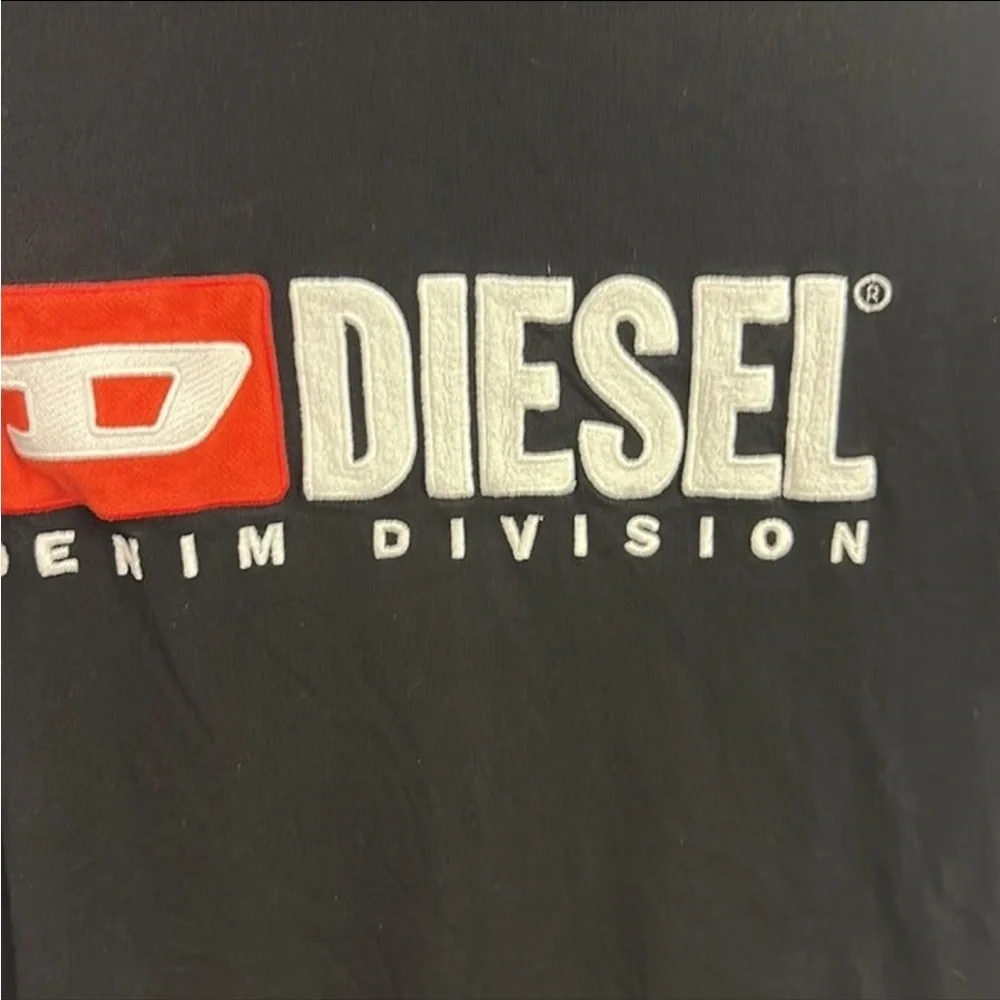 Diesel Denim Division Embroidered Graphic Tee. Sz L fits more like a M/women - Picture 2 of 4